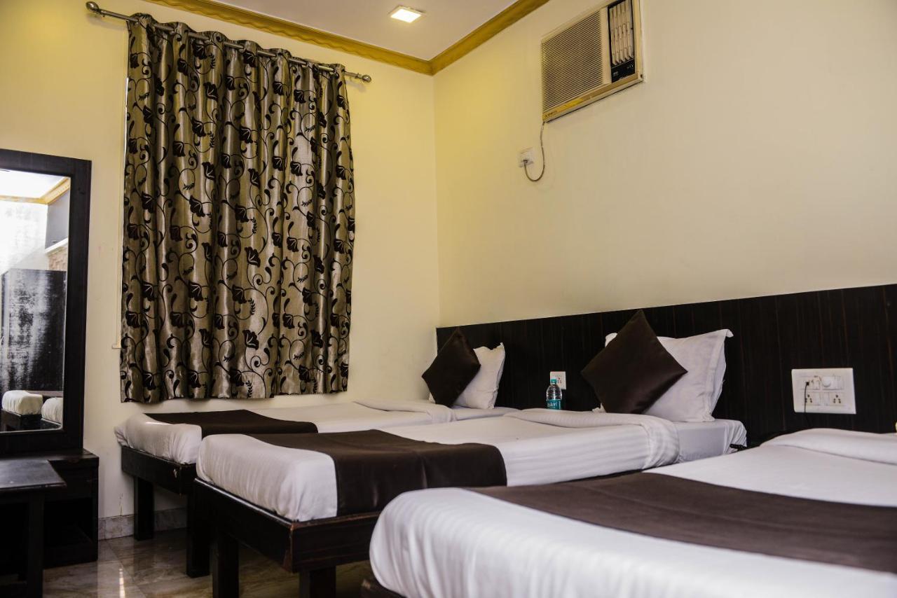 Hotel National Mumbai Exterior foto
